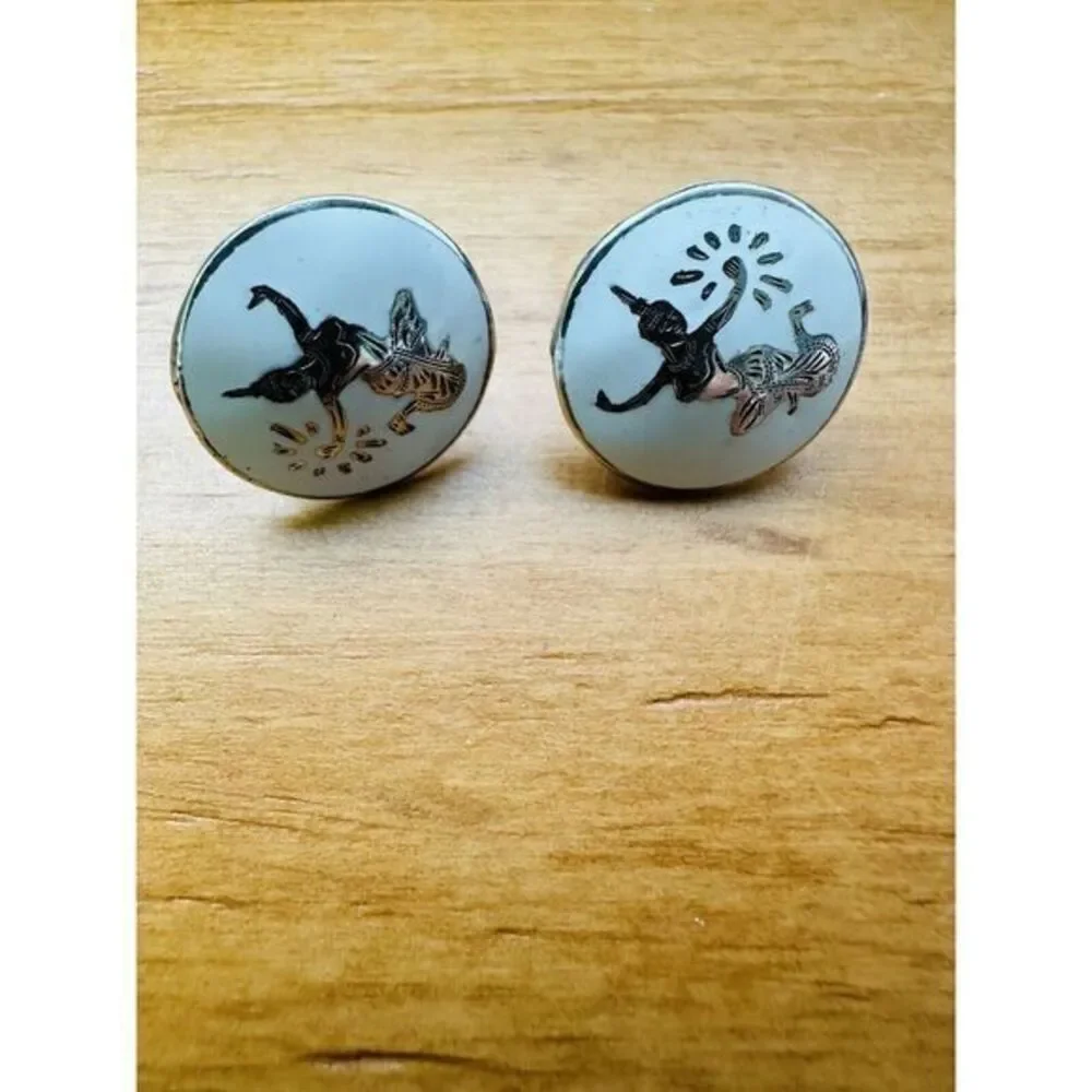 SIAM Demi-Parure Sterling Silver White Enamel Niello Dancer Brooch‎ & Earrings